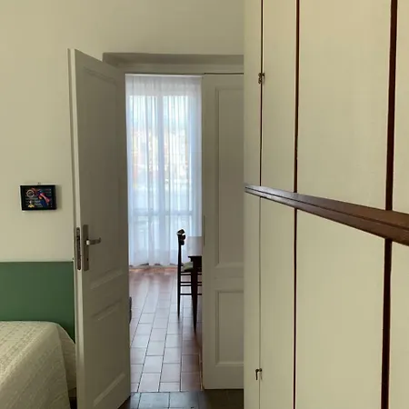 70's Penthouse لا سبيتسْيا