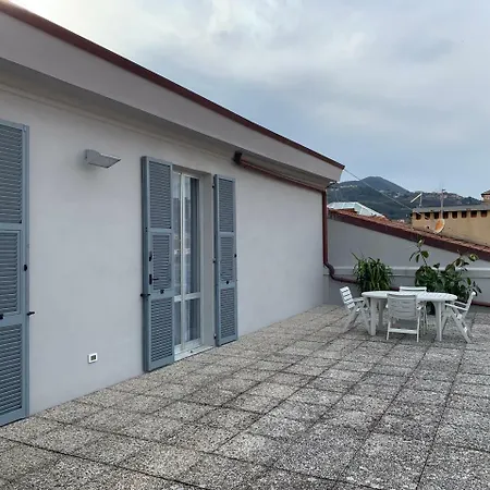 70's Penthouse Lejlighed La Spezia